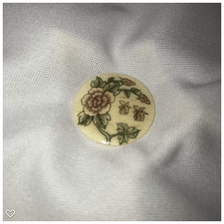 b032-Late 20th Century Carved Bone Button - Flowers #1B